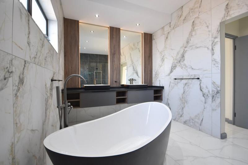 5 Bedroom Property for Sale in Fountainbrook Estate Gauteng