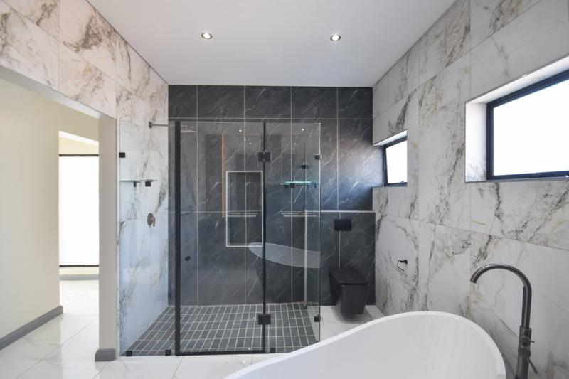 5 Bedroom Property for Sale in Fountainbrook Estate Gauteng