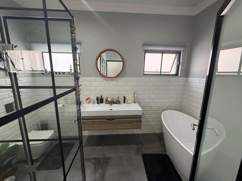 3 Bedroom Property for Sale in Sable Hills Gauteng