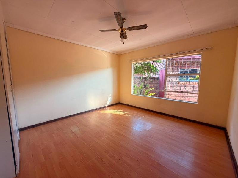 2 Bedroom Property for Sale in Vanderbijlpark CW 3 Gauteng