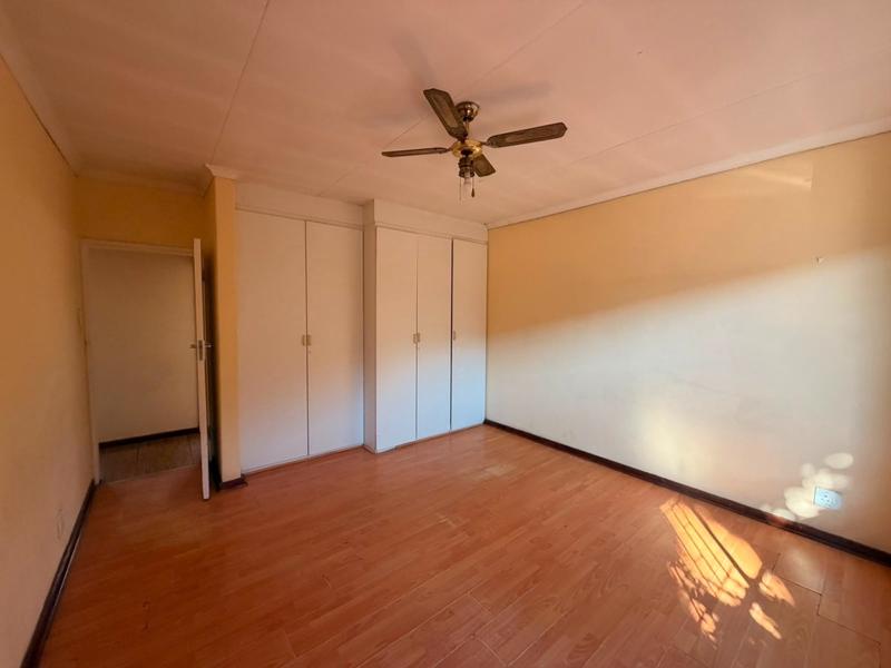 2 Bedroom Property for Sale in Vanderbijlpark CW 3 Gauteng