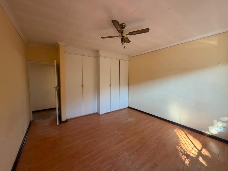 2 Bedroom Property for Sale in Vanderbijlpark CW 3 Gauteng