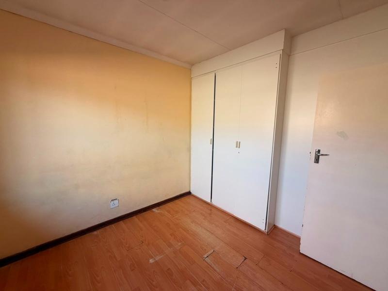 2 Bedroom Property for Sale in Vanderbijlpark CW 3 Gauteng