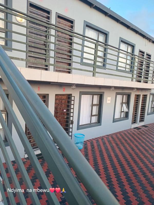 8 Bedroom Property for Sale in Tshepisong Gauteng