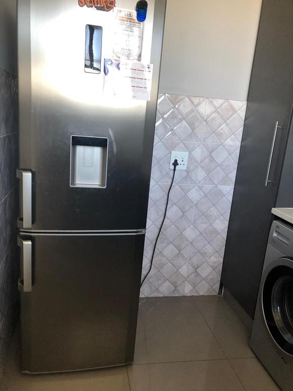To Let 1 Bedroom Property for Rent in Parktown Gauteng