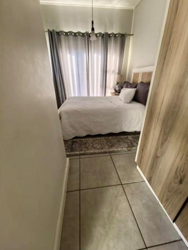 To Let 2 Bedroom Property for Rent in Waterfall Gauteng