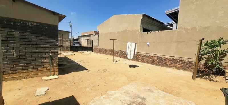 2 Bedroom Property for Sale in Tembisa Gauteng