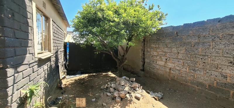 2 Bedroom Property for Sale in Tembisa Gauteng