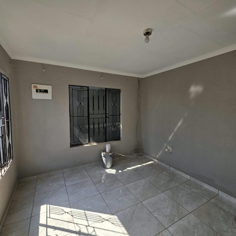 2 Bedroom Property for Sale in Klipfontein View Gauteng