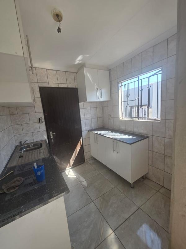 2 Bedroom Property for Sale in Klipfontein View Gauteng