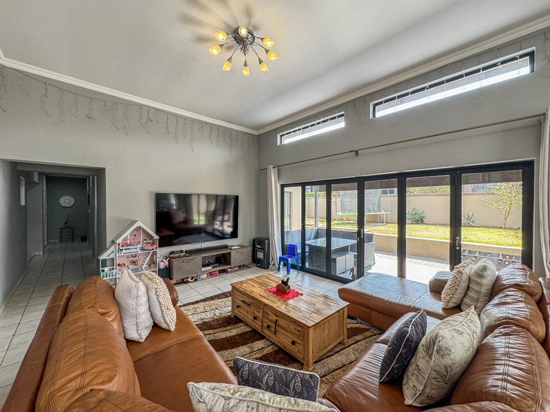 3 Bedroom Property for Sale in Midstream Hill Gauteng