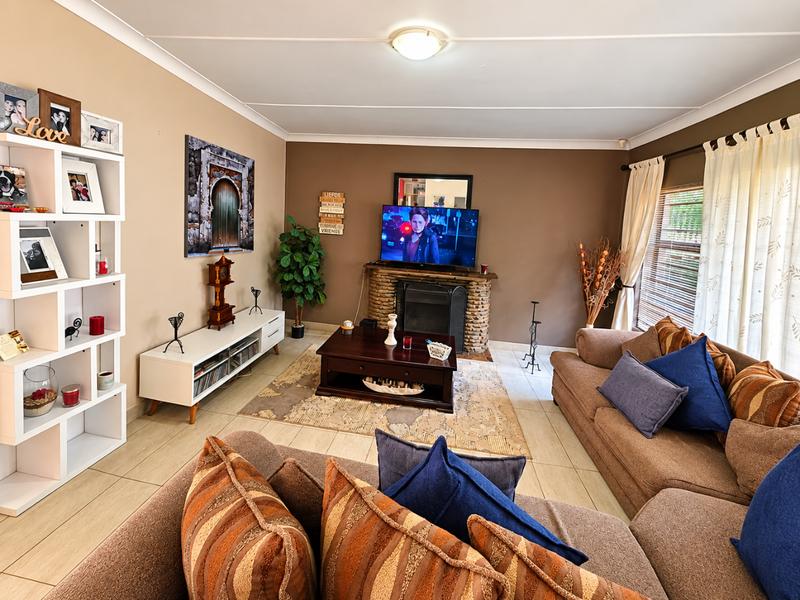 3 Bedroom Property for Sale in Glen Marais Gauteng