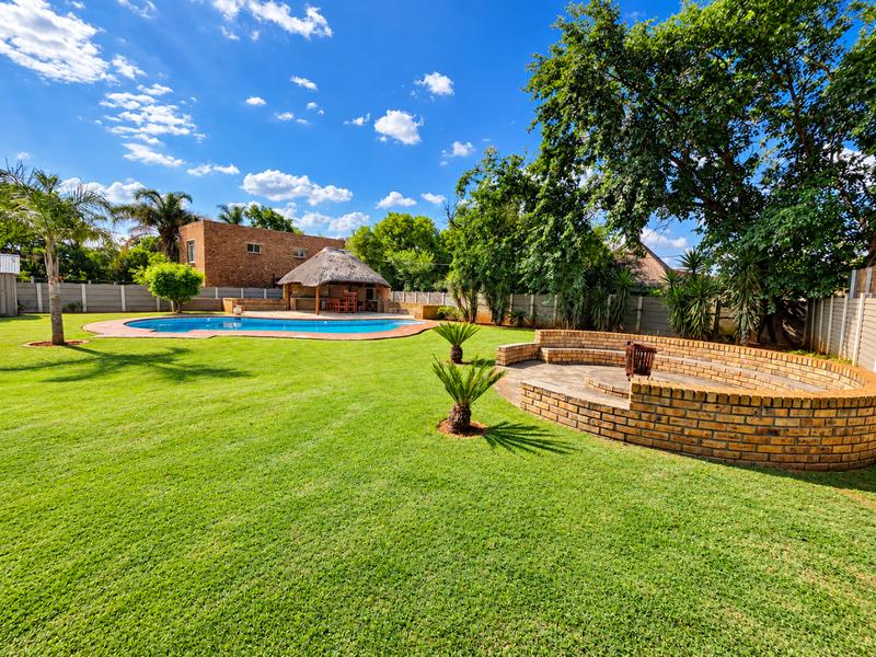 3 Bedroom Property for Sale in Glen Marais Gauteng