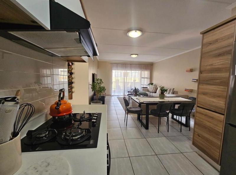 To Let 2 Bedroom Property for Rent in Waterfall Gauteng