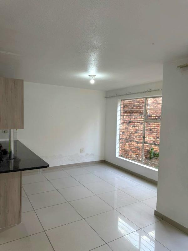2 Bedroom Property for Sale in Benoni Central Gauteng