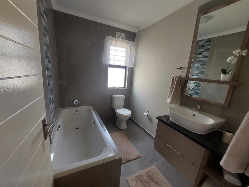 2 Bedroom Property for Sale in Vanderbijlpark CW 5 Gauteng
