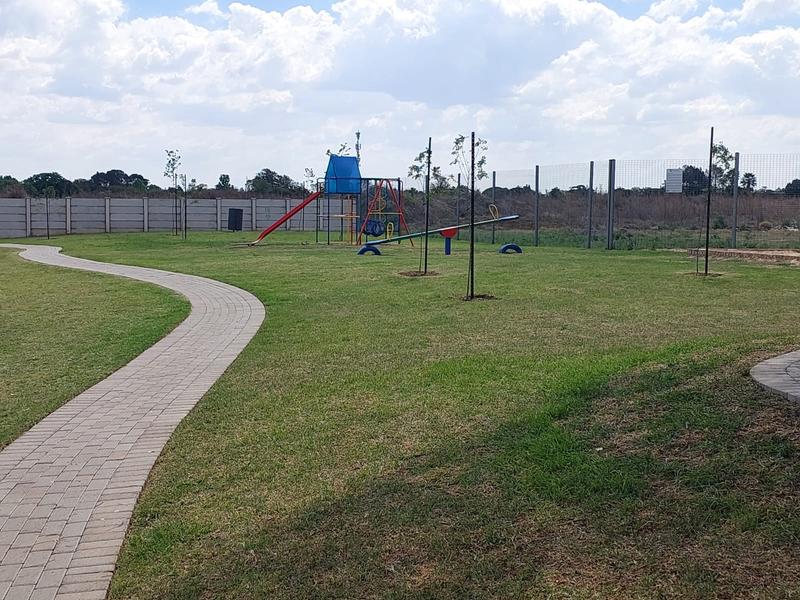 2 Bedroom Property for Sale in Vanderbijlpark CW 5 Gauteng
