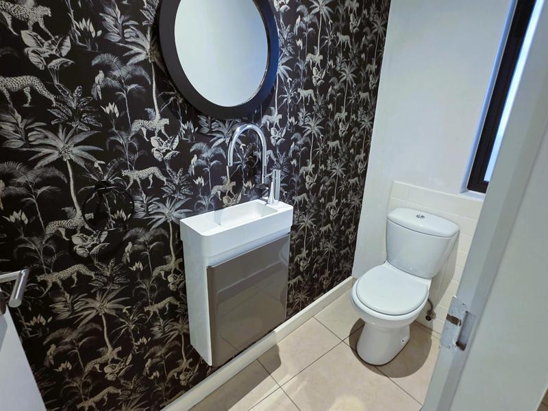 To Let 3 Bedroom Property for Rent in Benmore Gauteng