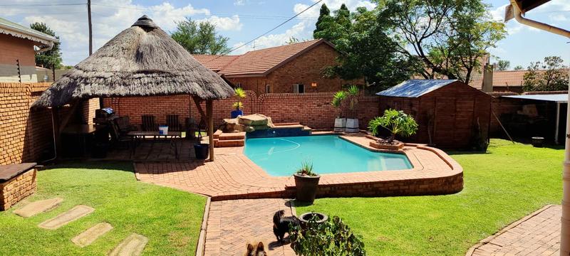 3 Bedroom Property for Sale in Greenhills Ext 3 Gauteng