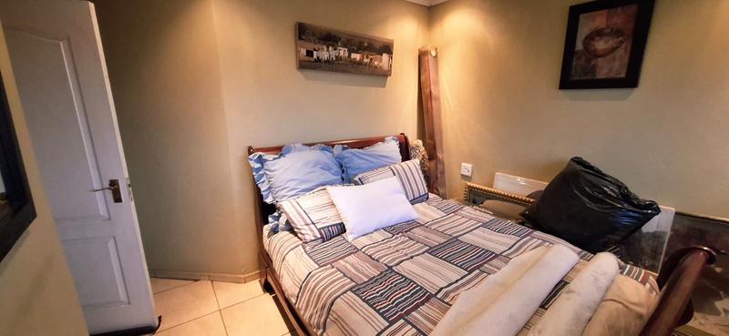6 Bedroom Property for Sale in Tembisa Gauteng
