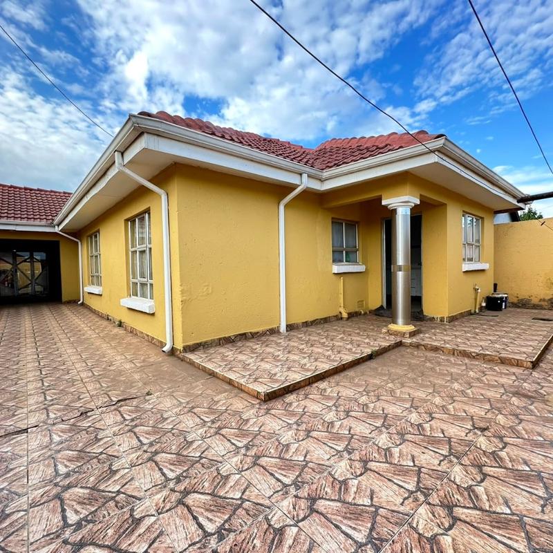 3 Bedroom Property for Sale in Protea Glen Gauteng