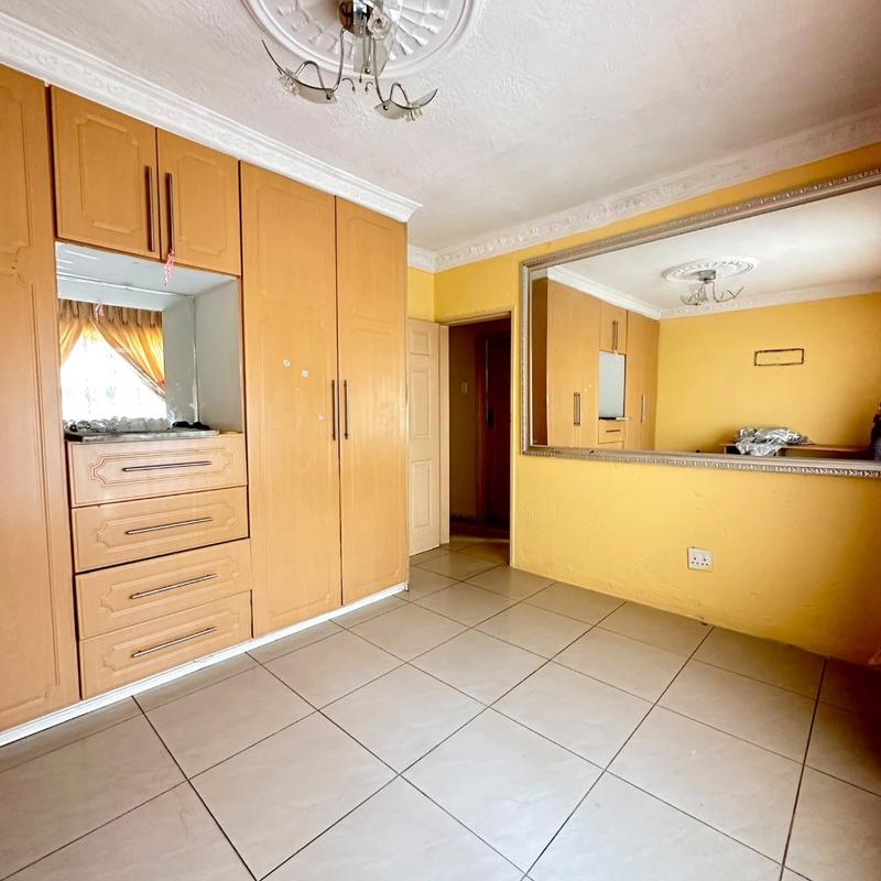 3 Bedroom Property for Sale in Protea Glen Gauteng