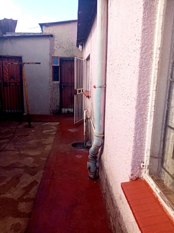2 Bedroom Property for Sale in Sotho Section Gauteng
