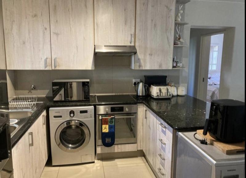 To Let 2 Bedroom Property for Rent in Morningside Gauteng