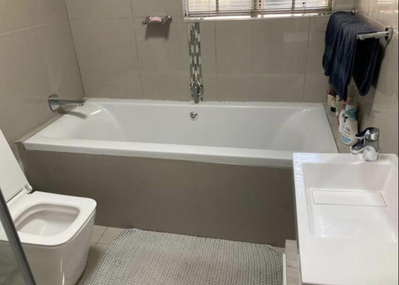 To Let 2 Bedroom Property for Rent in Morningside Gauteng