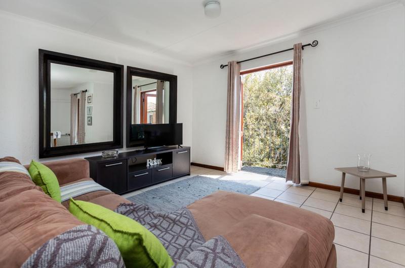 To Let 1 Bedroom Property for Rent in Broadacres Gauteng