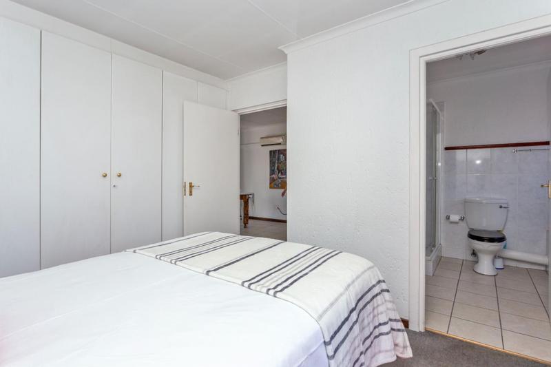 To Let 1 Bedroom Property for Rent in Broadacres Gauteng