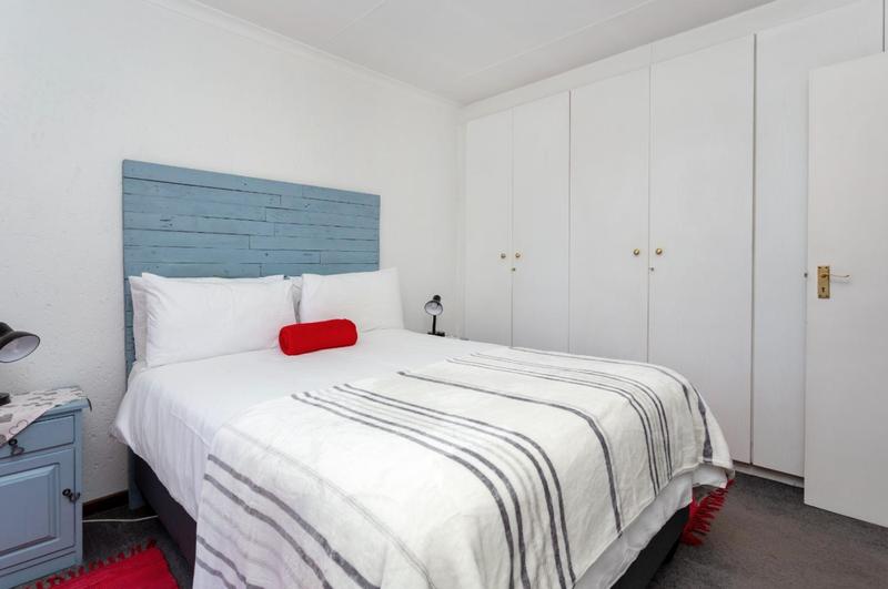 To Let 1 Bedroom Property for Rent in Broadacres Gauteng