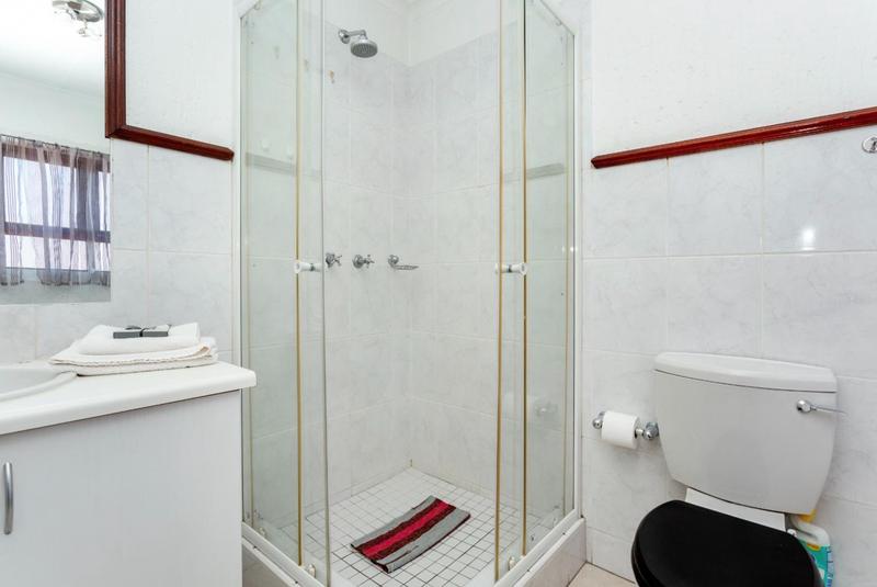 To Let 1 Bedroom Property for Rent in Broadacres Gauteng
