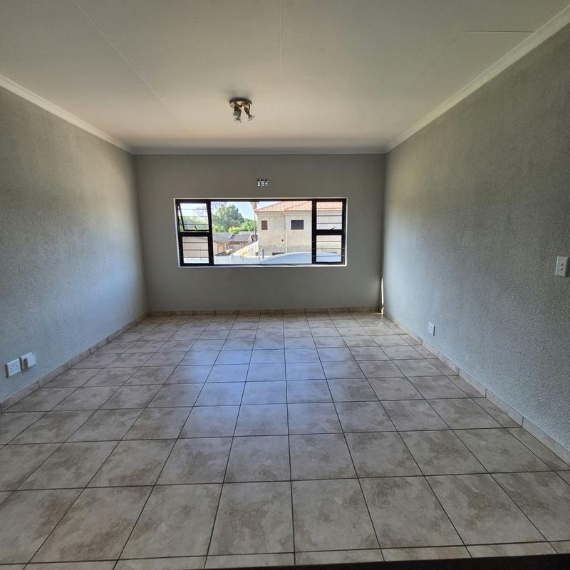 To Let 2 Bedroom Property for Rent in Ravenswood Gauteng