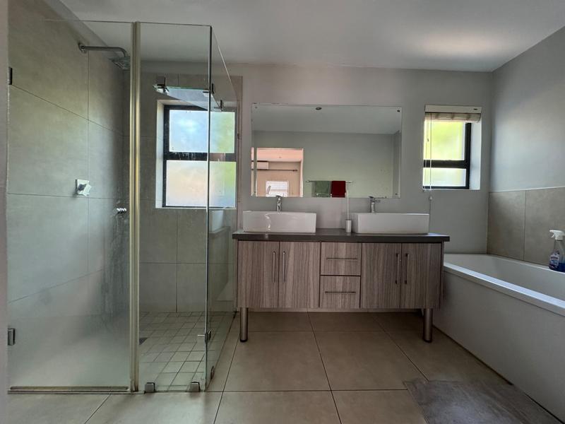 3 Bedroom Property for Sale in Midstream Meadows Gauteng