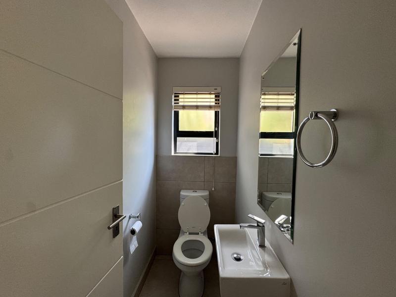 3 Bedroom Property for Sale in Midstream Meadows Gauteng