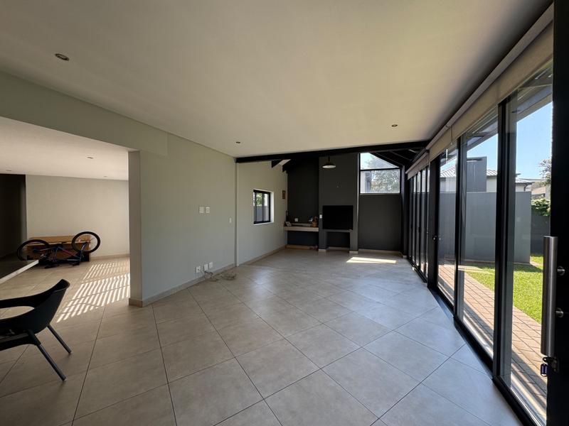 3 Bedroom Property for Sale in Midstream Meadows Gauteng