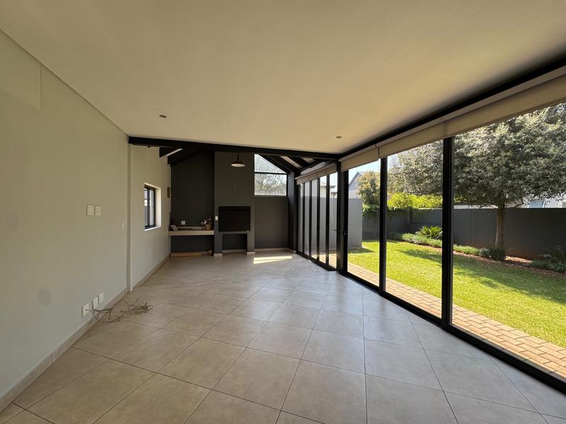 3 Bedroom Property for Sale in Midstream Meadows Gauteng