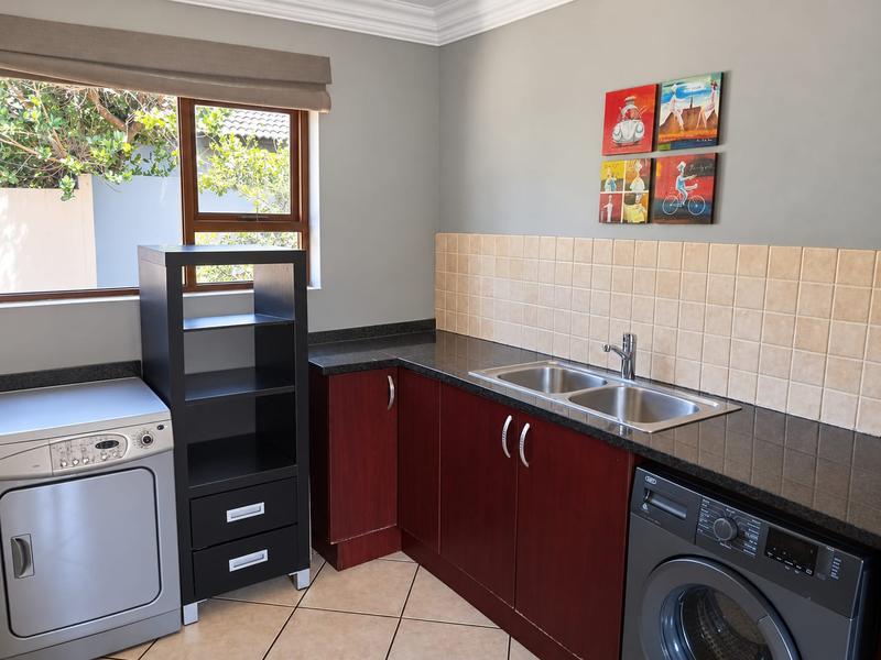 3 Bedroom Property for Sale in Thatchfield Gauteng