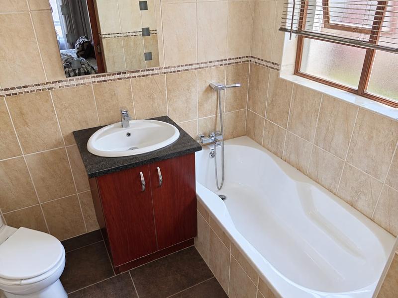 3 Bedroom Property for Sale in Thatchfield Gauteng