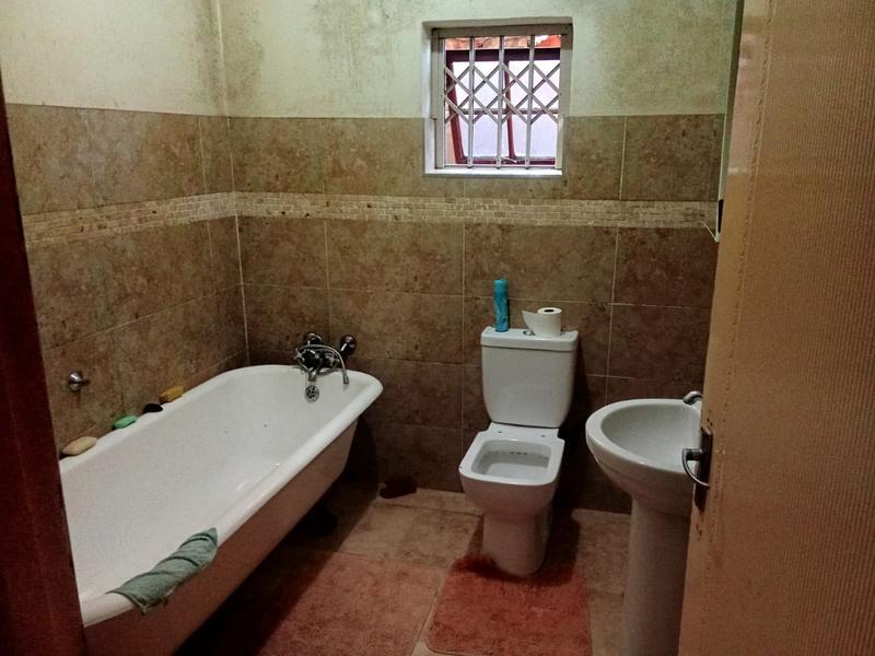 To Let 4 Bedroom Property for Rent in Mamelodi Gauteng