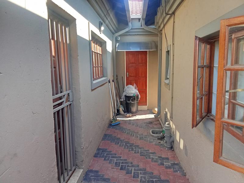 To Let 4 Bedroom Property for Rent in Mamelodi Gauteng