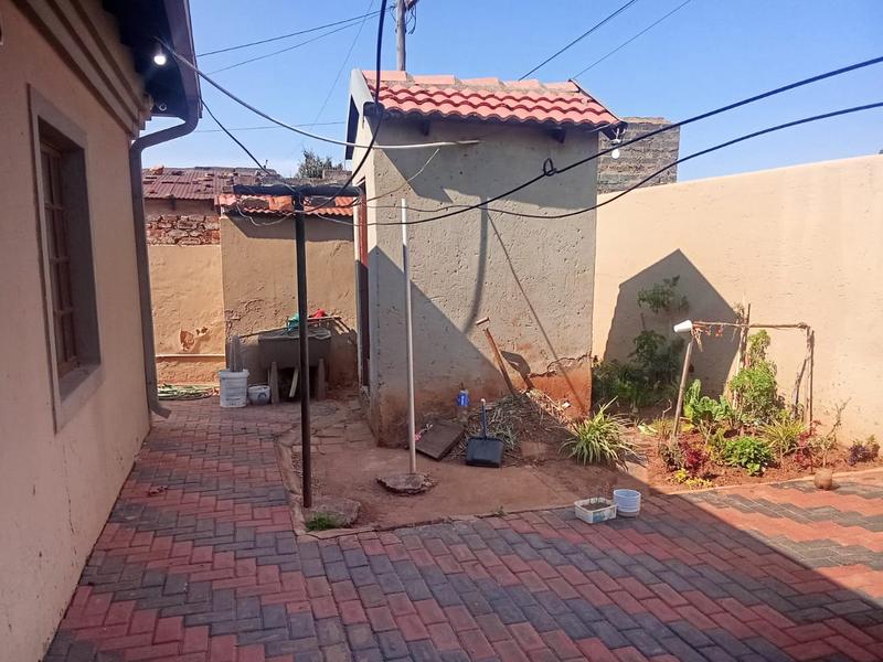 To Let 4 Bedroom Property for Rent in Mamelodi Gauteng