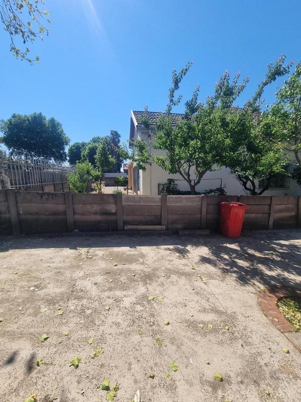 4 Bedroom Property for Sale in Malvern Gauteng
