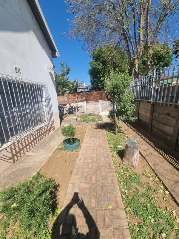 4 Bedroom Property for Sale in Malvern Gauteng
