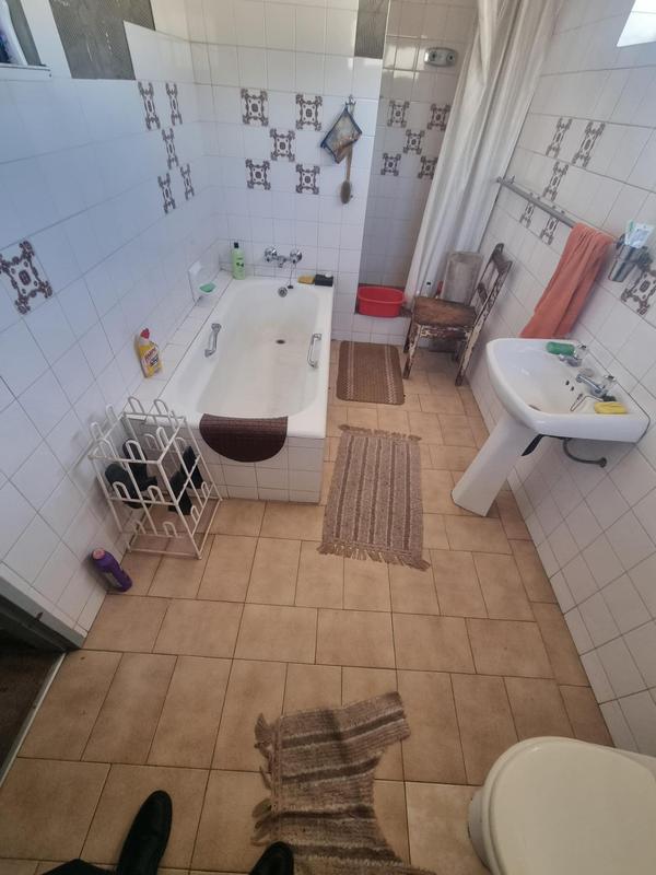 4 Bedroom Property for Sale in Malvern Gauteng