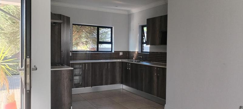 To Let 3 Bedroom Property for Rent in Homes Haven Gauteng