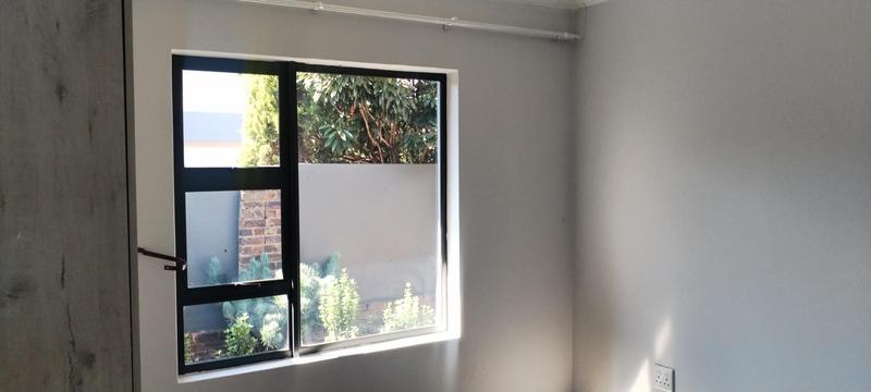 To Let 3 Bedroom Property for Rent in Homes Haven Gauteng