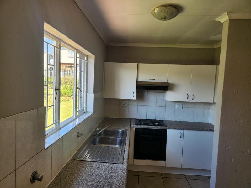 2 Bedroom Property for Sale in Greenstone Hill Gauteng