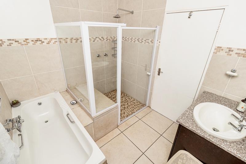 4 Bedroom Property for Sale in Sterkfontein Gauteng